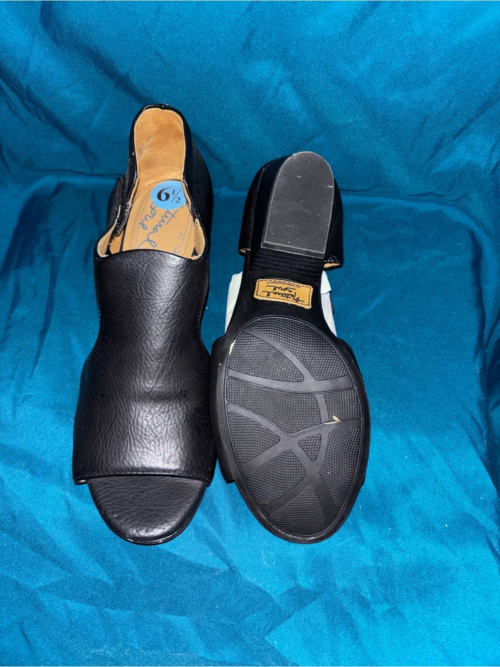 Natural Soul Black Open-Toe Mule Sandals